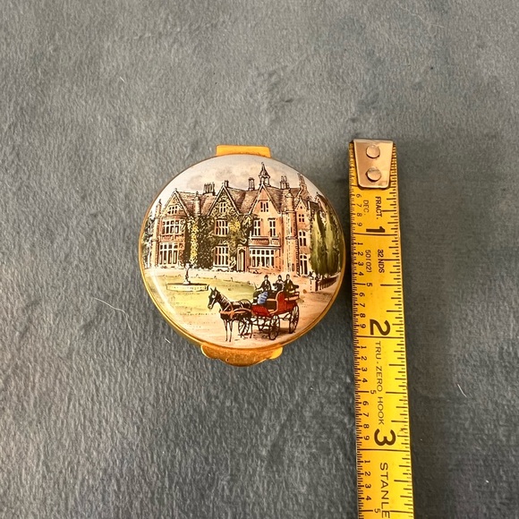 Vintage, made in England, Green and gold tone pill box - Picture 3 of 5